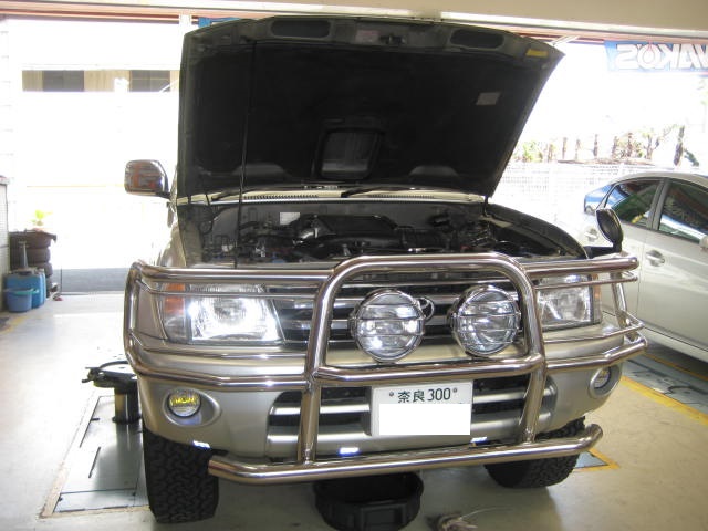 トヨタ ランドクルーザープラド LAND CRUISER PRADO KZJ95W エンジンオイル交換 WAKO'S ワコーズ マルチロード MR40  奈良県 生駒市より